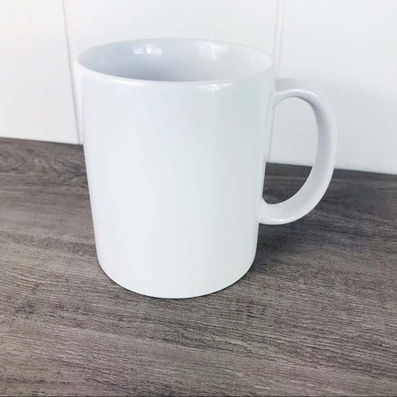 SOLD WHISKEY KISS Dolly For President Graphic Mug - Picture 3 of 5